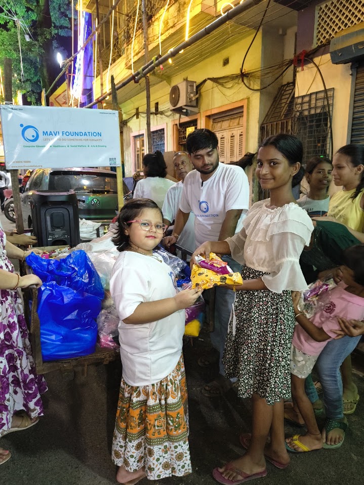 MAVI Foundation — Cloth & Food Distribution, Durga Puja 2025 (photo 9 of 10)