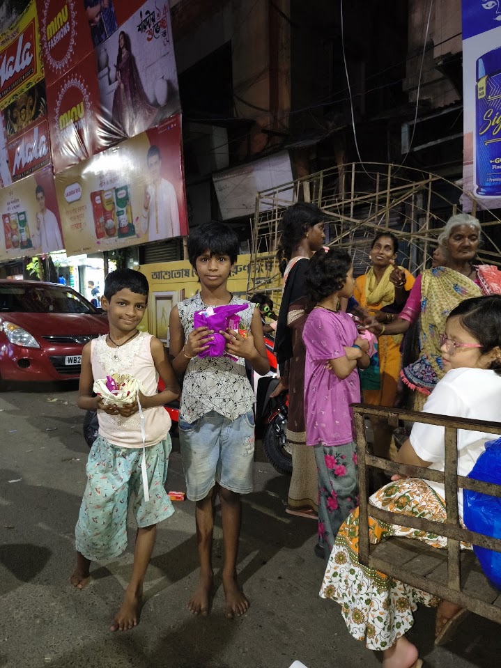 MAVI Foundation — Cloth & Food Distribution, Durga Puja 2025 (photo 10 of 10)