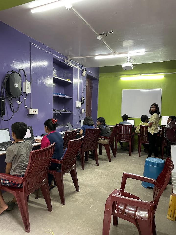 MAVI Foundation — Basic Computer Training, 2024 (photo 1 of 3)