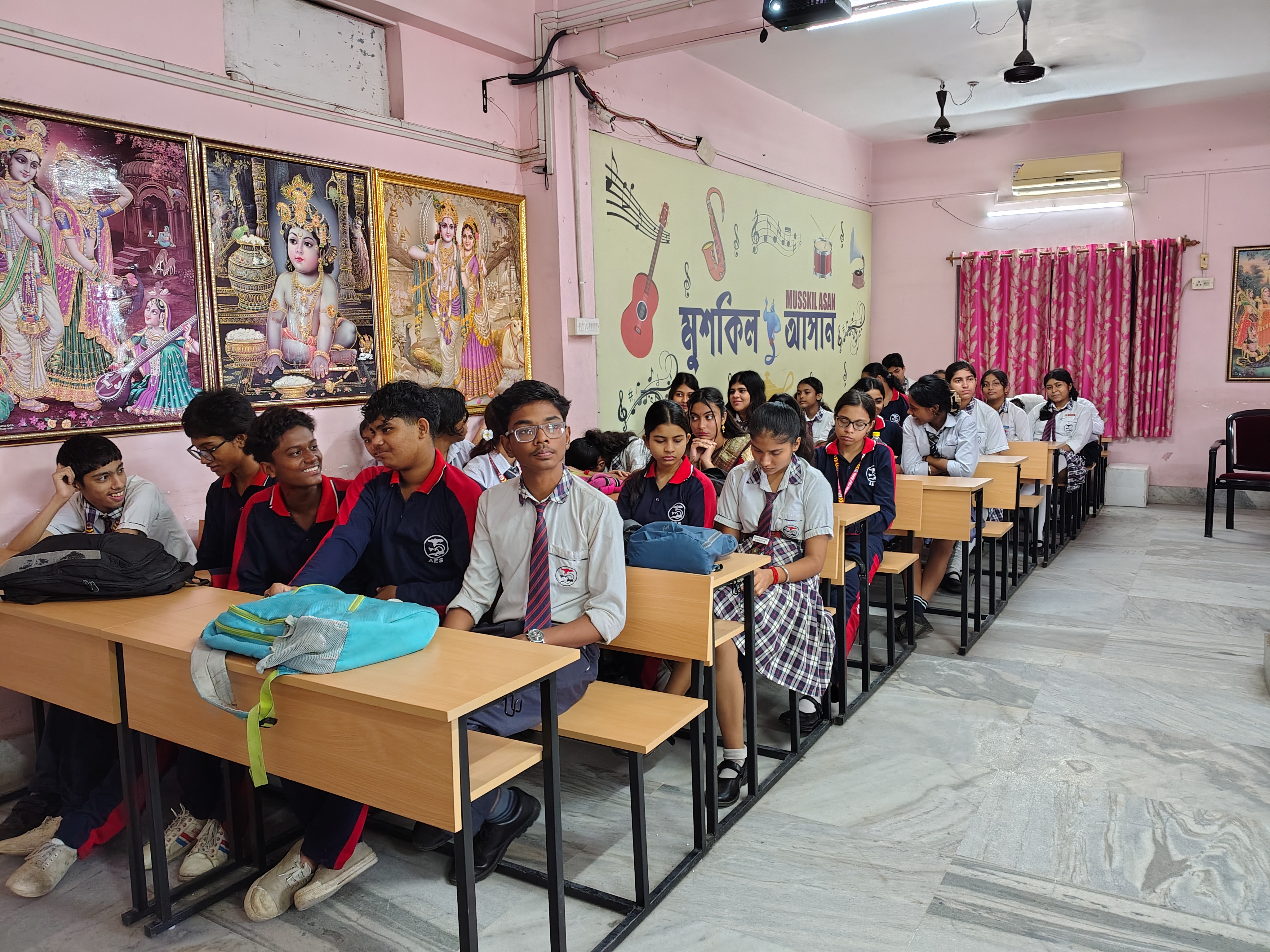 Students considering which subjects to take next after the MAVI Foundation Data Science and AI session, Kalyani Public School, Barasat, 2026 (photo 13 of 16)
