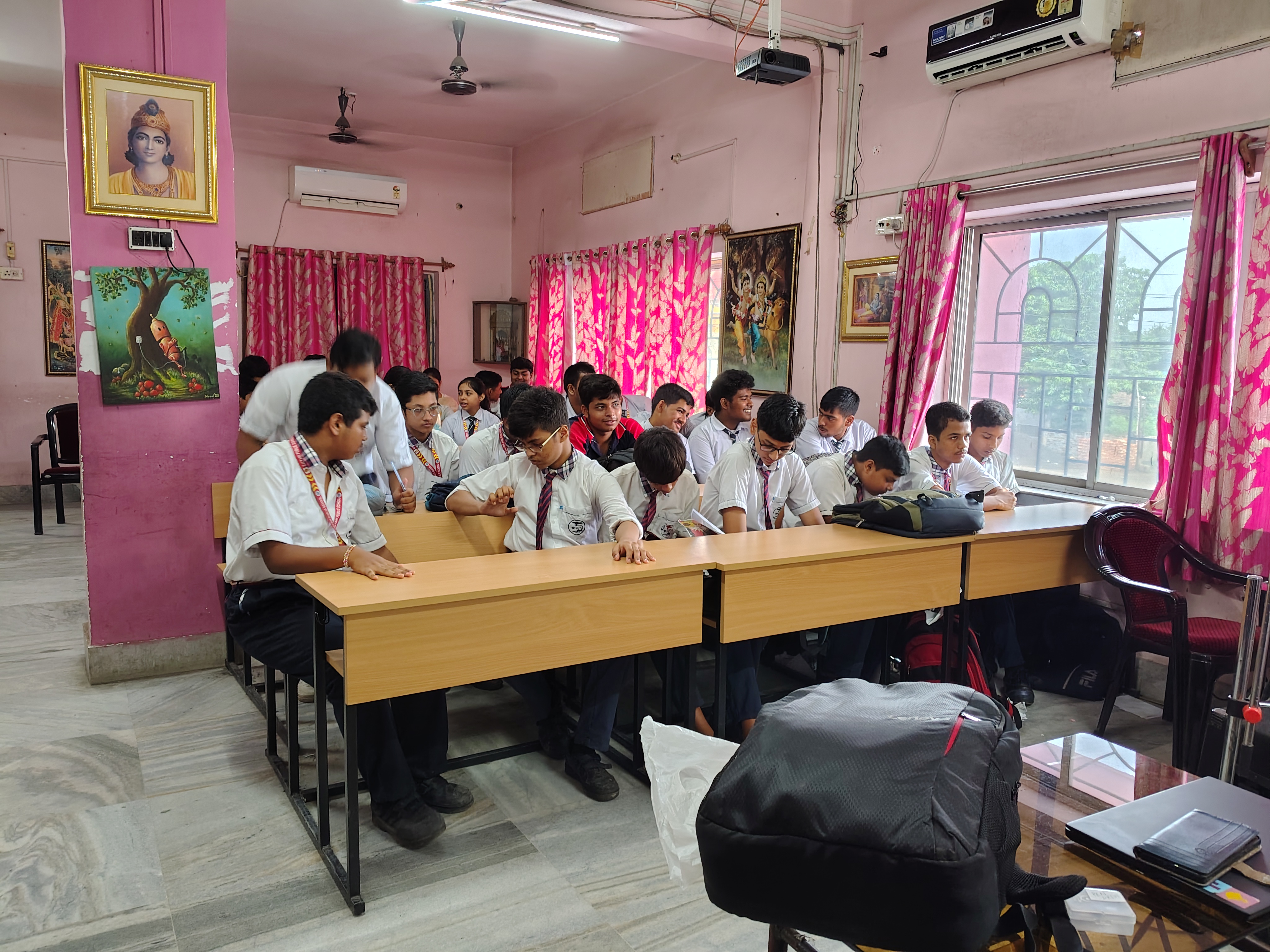Students seated by the windows during the MAVI Foundation workshop at Kalyani Public School, Barasat, 2026 (photo 14 of 16)