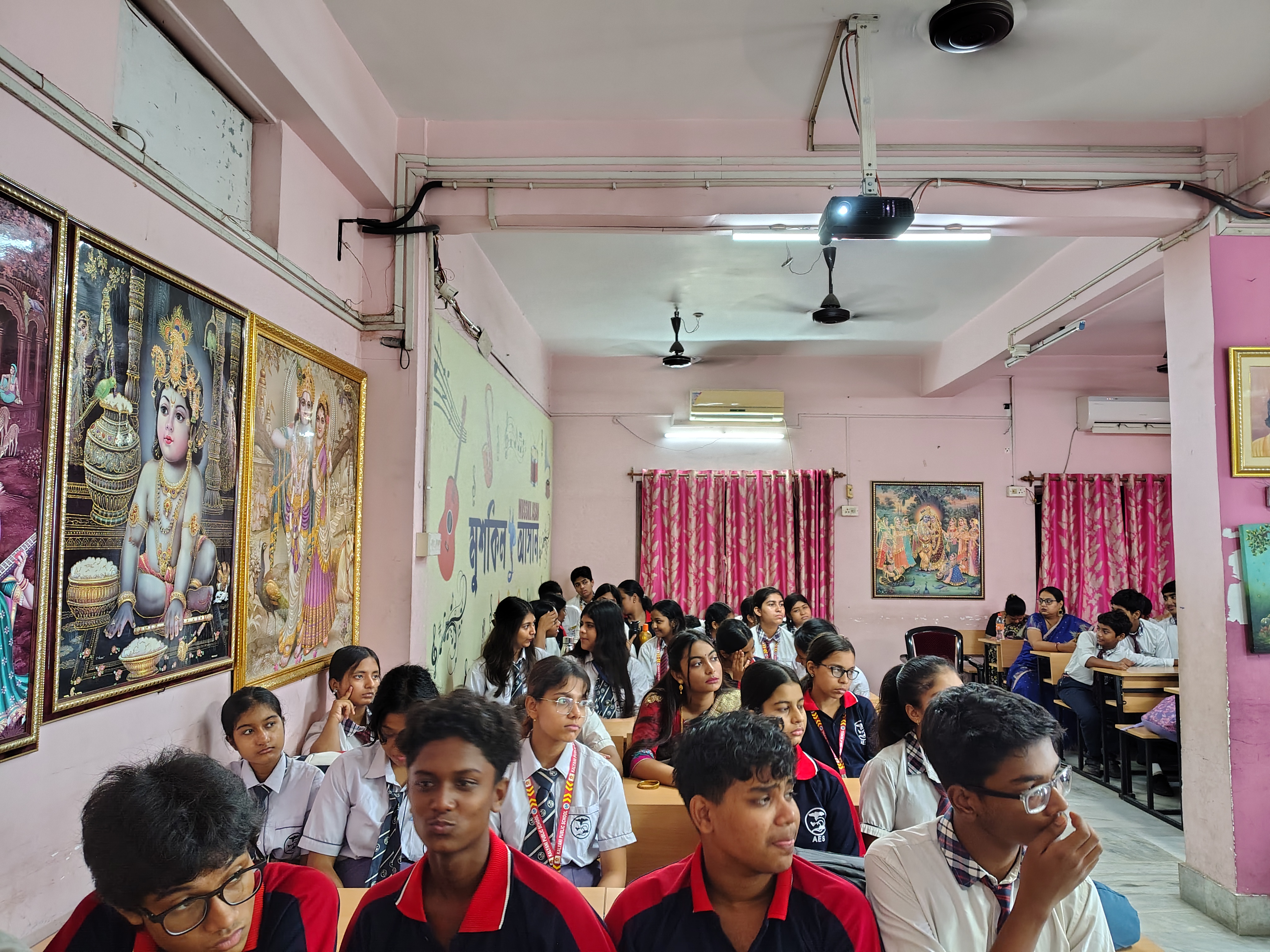 The senior-school hall at Kalyani Public School, Barasat at the close of the MAVI Foundation Data Science and AI workshop, September 2026 (photo 16 of 16)